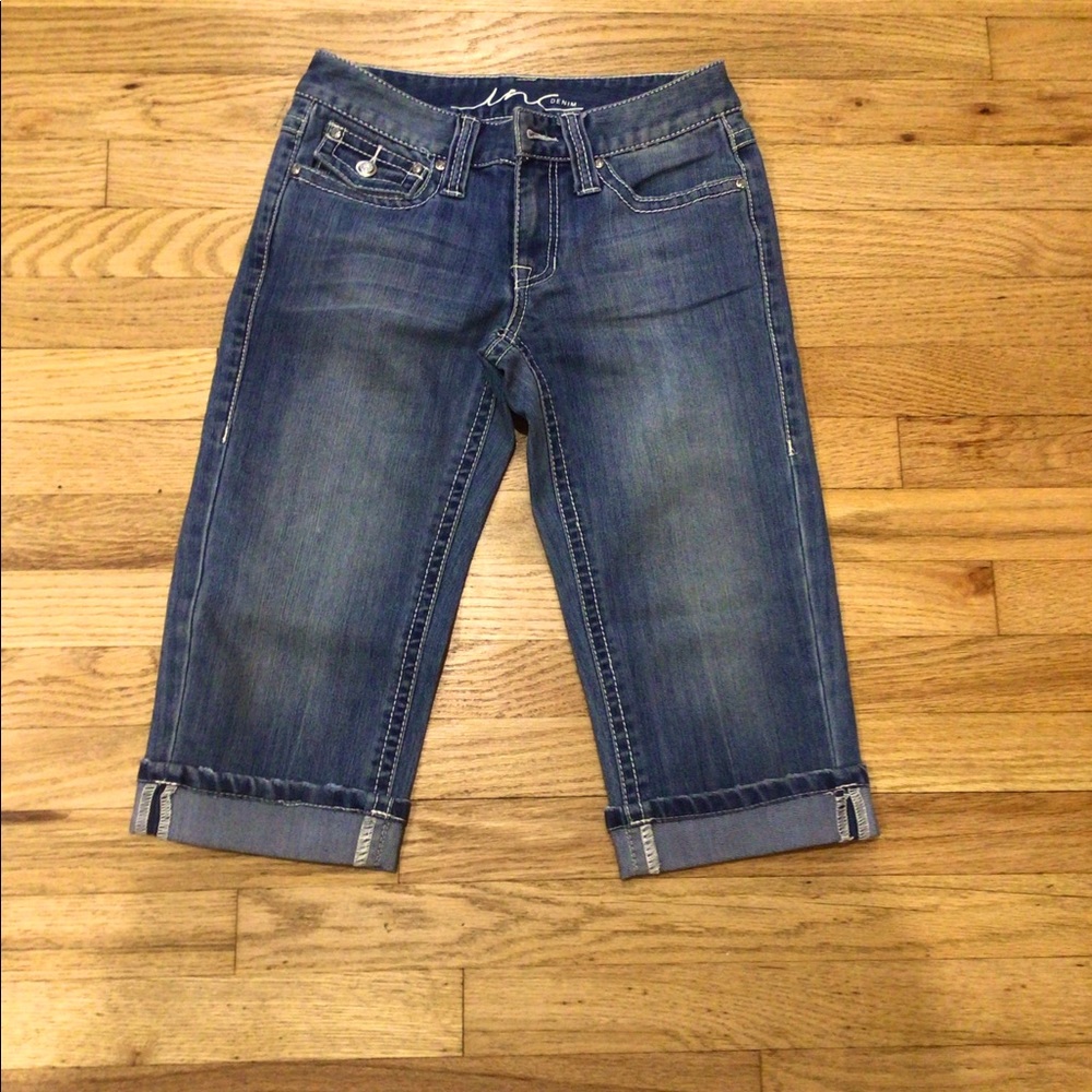 INC Woman’s Jean Capris